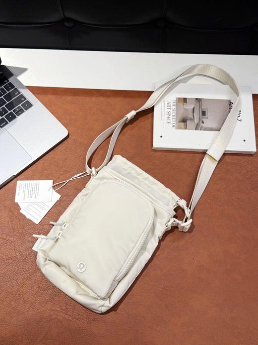 LULU爆款 口袋斜挎水壶包（SS） 商品图10