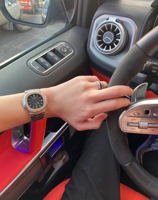 百达翡丽 运动优雅系列5711/1A-001  采用原版324 S C机芯（ZT*SH） 商品图11