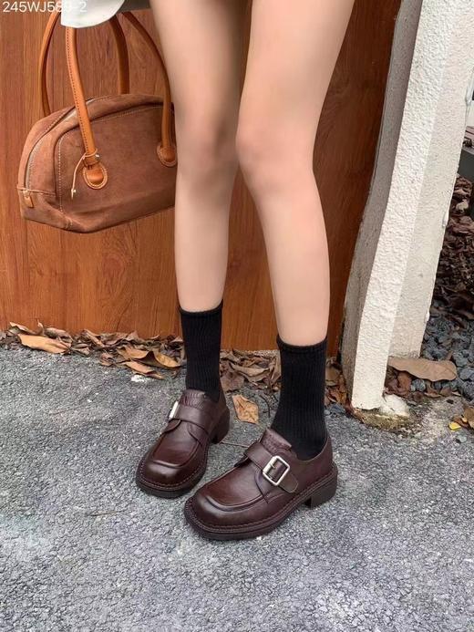 MIUMIU缪缪24/秋冬新品复古风小皮鞋乐福鞋（DBG） 商品图6