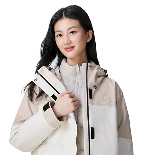 骆驼 女三合一冲锋衣（羽绒内胆） A23CA31098 商品图4