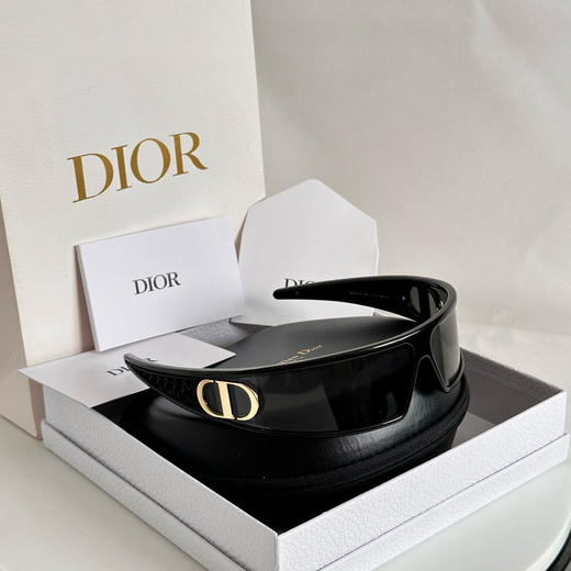 墨镜比发箍更加实用 DIOR winter25 太阳镜发箍 有点意思（JH） 商品图5