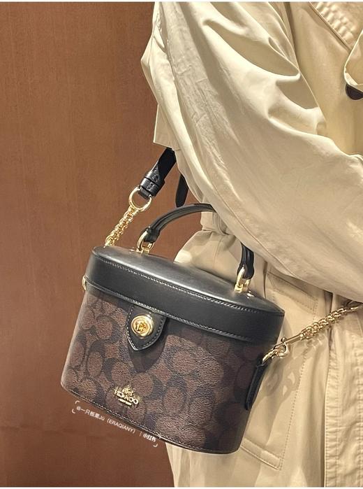 Coach蔻驰 新款盒子化妆手拿斜跨包（SS） 商品图8