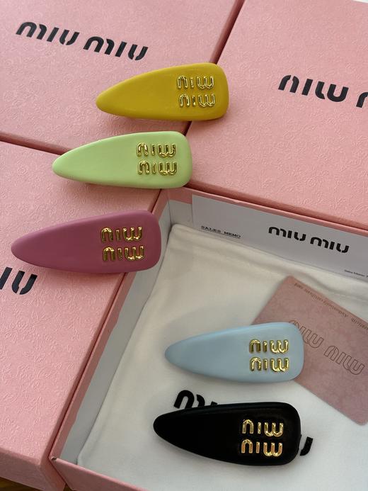 谁还没有个miumiu发夹！我真的会心痛的！ 戴上简直就是小甜心～巨巨巨好看好甜（CO） 羊皮款 商品图3