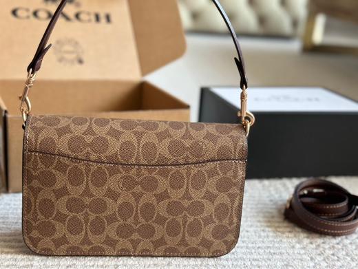 COACH蔻驰 Brynn 23 品牌徽标推锁开合 人造革拼牛剖层革 斜挎单肩包 中号 女款 棕黄色拼棕色（CB） 商品图3