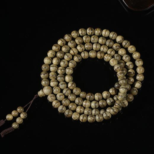 BC.UT7.3-7   东马(念珠) ,19.28g 商品图0