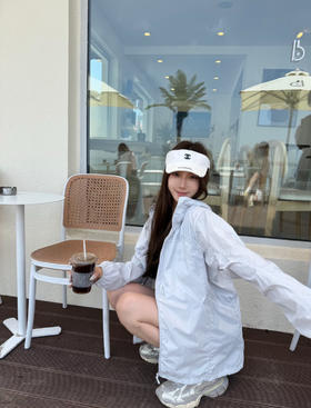 始祖鸟 Squamish 连帽皮肤衣男女同款（SS）