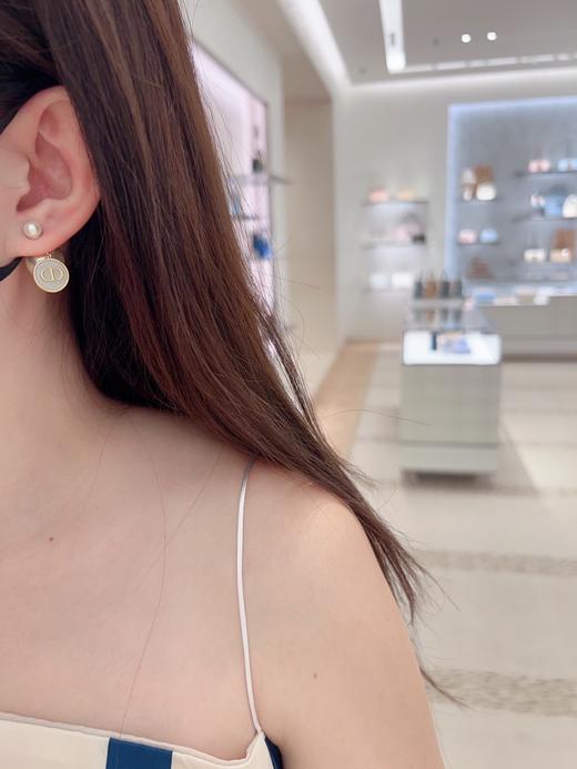 迪奥 25早春最新款绝美系列 彩色小圆双珠耳钉（XTY) 商品图7