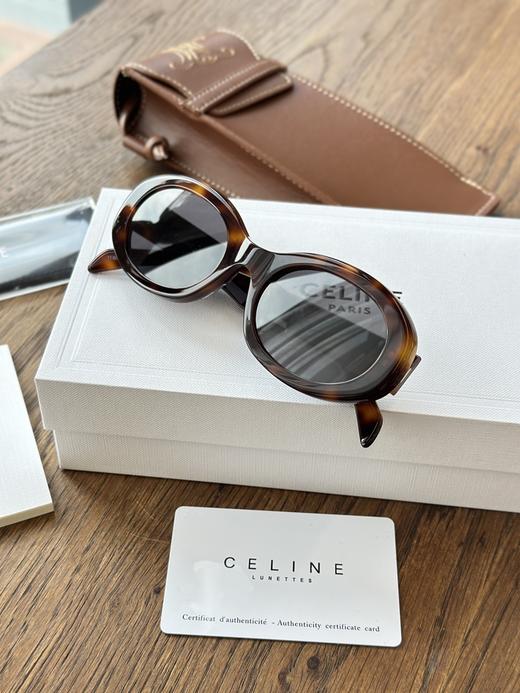 赛琳  2024年新款凯旋门CL40194U太阳镜  女款显脸小 墨镜（JH） 商品图0