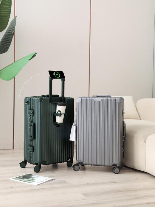 ZIY1468 铝框行李箱 商品图6