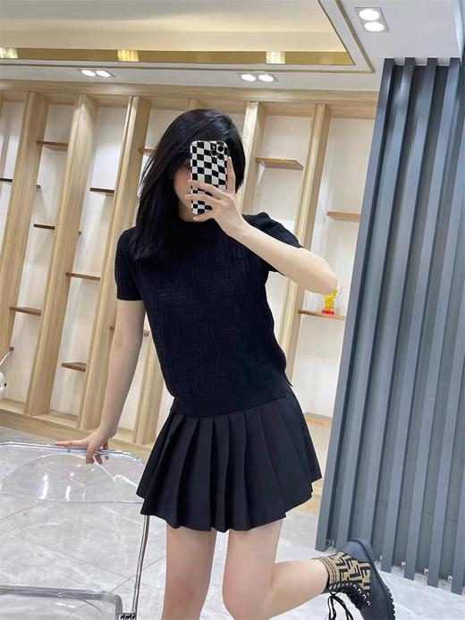 芬迪25春夏最新款双F短袖针织衫（SS） 商品图9