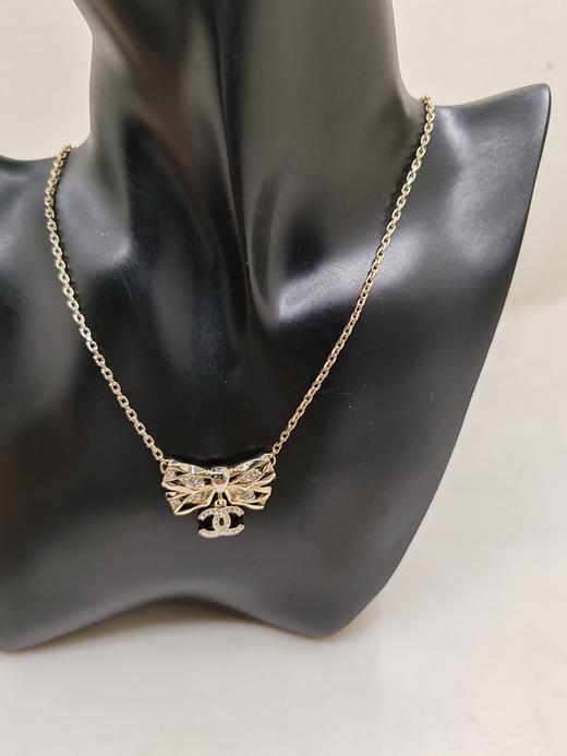 香奈儿 最新款 蝴蝶结 项链一致Z批黄铜材质（XTY） 商品图5