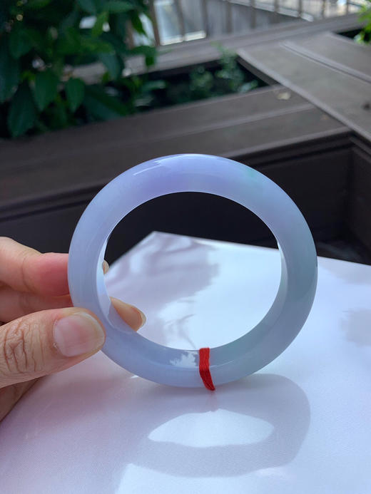 620413，59圈口，细糯化春彩正圈平安镯，紫底飘阳绿花，细腻有水 商品图3