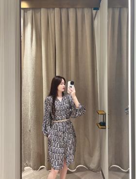 Max Mara 连衣裙女  9226165106-001 .