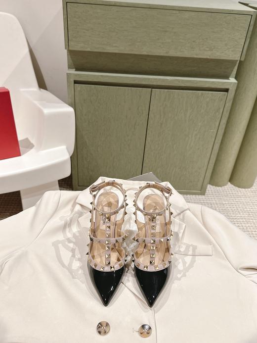 华伦天奴 2024ss  复古工艺金字塔大柳钉扣平底鞋/高跟鞋 双环 （DBG） 商品图1