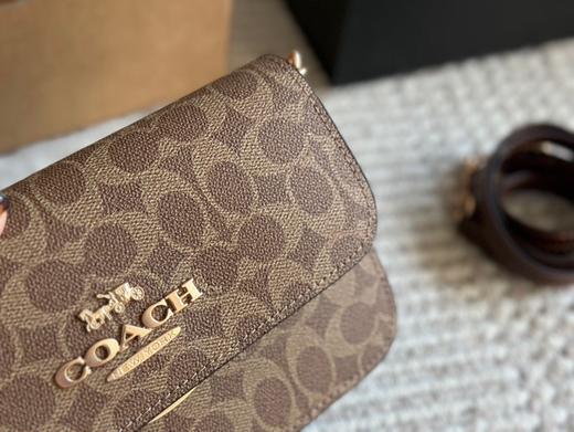 COACH蔻驰 Brynn 23 品牌徽标推锁开合 人造革拼牛剖层革 斜挎单肩包 中号 女款 棕黄色拼棕色（CB） 商品图1