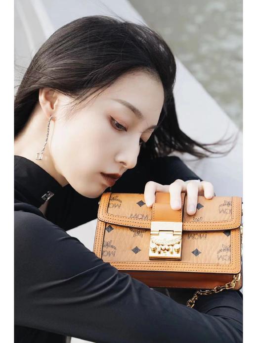 MCM Tracy迷你链条邮差包 斜挎包 （XM） 商品图3