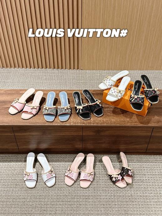 驴家 LV 2025/ss新款丹宁牛仔系列小蝴蝶猫跟拖鞋 印花拖鞋 （DBG） 商品图0