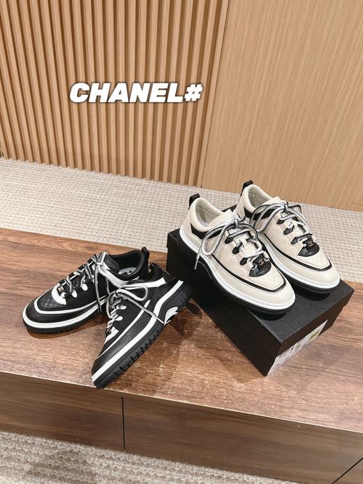 香奈儿 新款 米兰走秀运动鞋  双C方圆头系带休闲鞋（DBG） 商品图0
