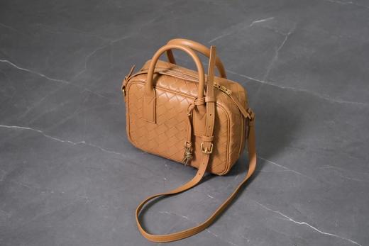 BV 小方盒子包（MM） 商品图1