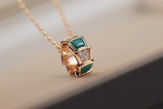 宝格丽 serpenti 糸列蛇骨项链来啦 玉髓与钻石（XTY） 商品图3