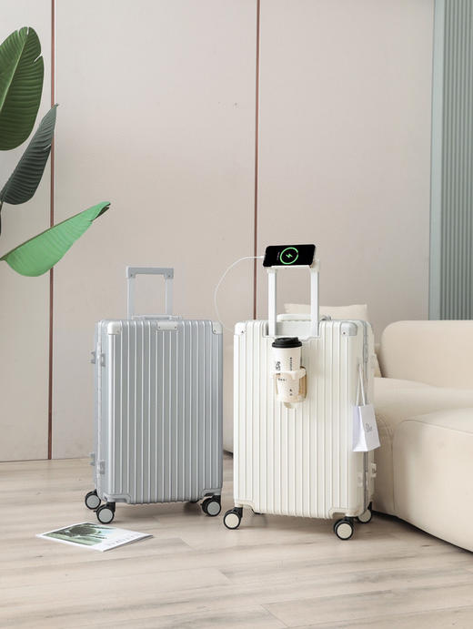 ZIY1468 铝框行李箱 商品图4