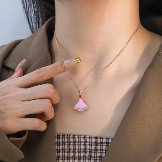 宝格丽  蛋白粉小裙子   项链  （XTY） 商品图4