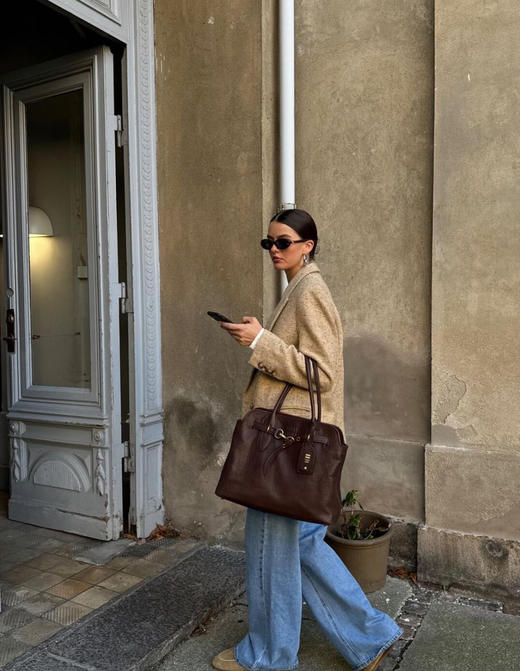 缪缪 新款爆款中古托特包来袭 Aventure Nappa皮革手袋&大号(LZ) 商品图13