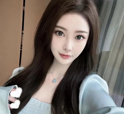 梵克雅宝 淡蓝色陶瓷镶钻四叶草 （XTY） 商品图2