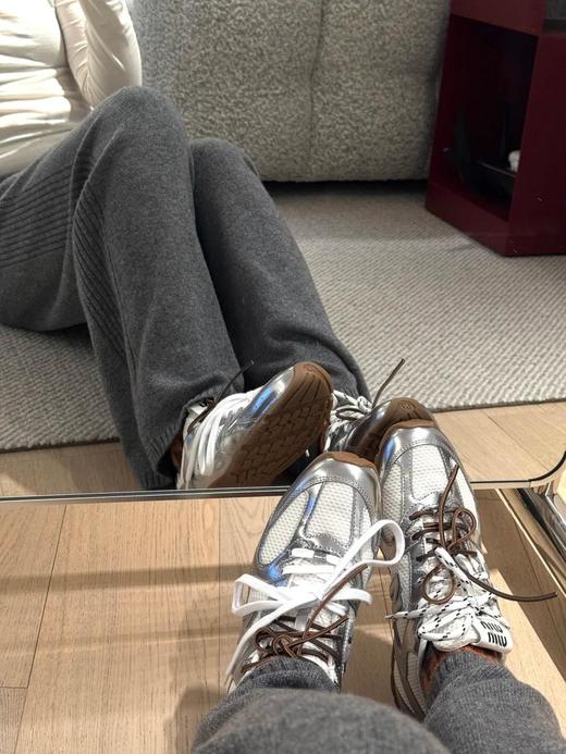 新配色网面情侣款！MIUMIU/NB530联名25ss运动鞋，牛皮搭配网面时髦复古好看到极致（DBG） 商品图6