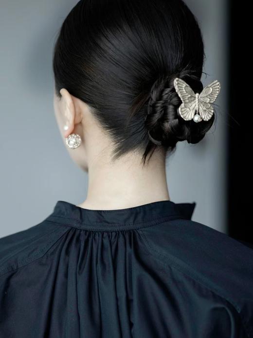 迪奥  新款藤格纹镂空珍珠耳钉 （XTY） 商品图4