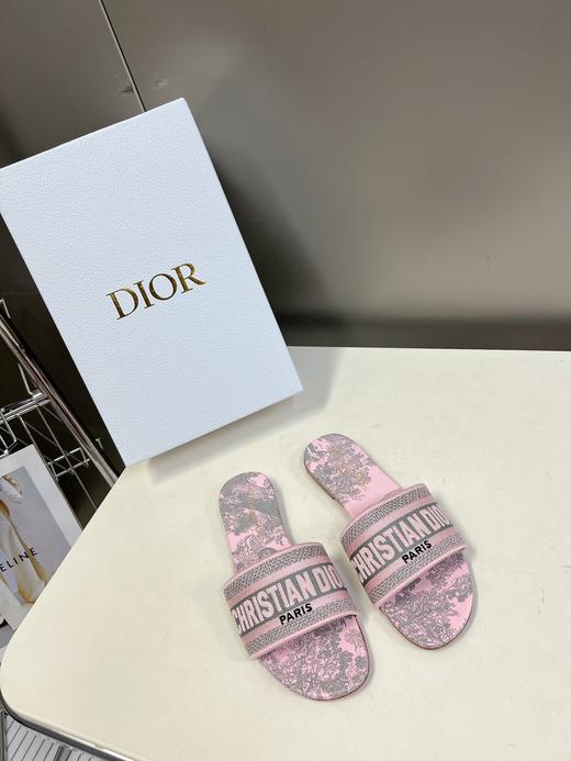 迪奥-【全新到货】经典款棉质3D立体刺绣印花凉拖鞋（DBG） 商品图2