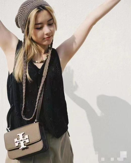 Tory Burch  荔枝纹牛皮小金砖单肩斜挎包（SS） 商品图6