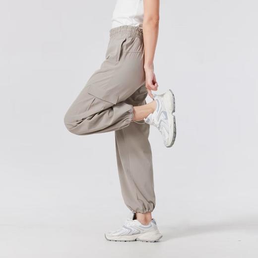 UnderArmour安德玛 女梭织长裤 1382696-203 商品图3