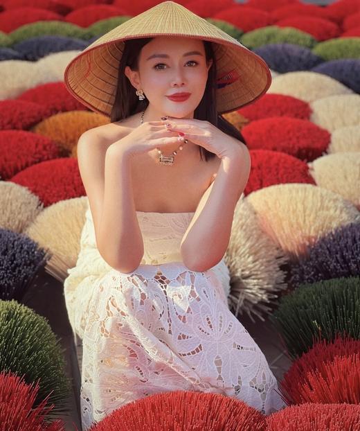 香奈儿 24早秋最新款绝美系列 黑花边包包大小珠项链 （XTY) 商品图6