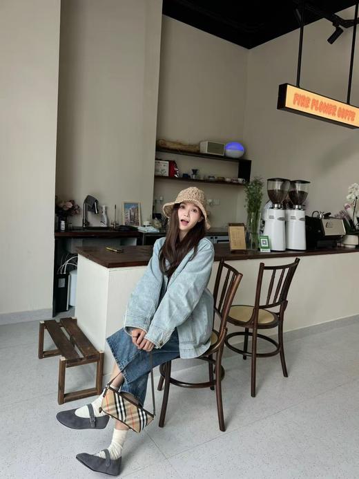 巴宝莉 经典之作系列，以鲜明品牌风格诠释衣橱必备款式小饭盒包(MM) 商品图6