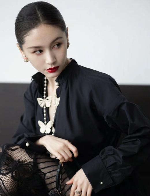 迪奥  新款藤格纹镂空珍珠耳钉 （XTY） 商品图6