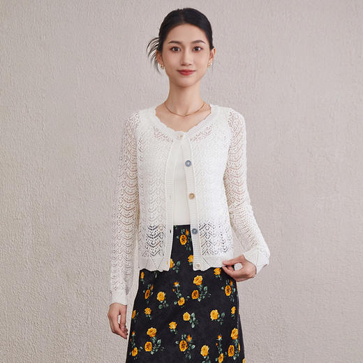 「自」全新升级【铂金会员257/天猫339/差价82】(40440)洛诗琳薄款重工镂空针织开衫2025夏季圆领纯色空调开衫上衣 商品图2