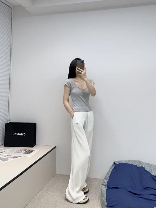 Alo 新品百褶松紧带休闲直筒裤（SS） 商品图11
