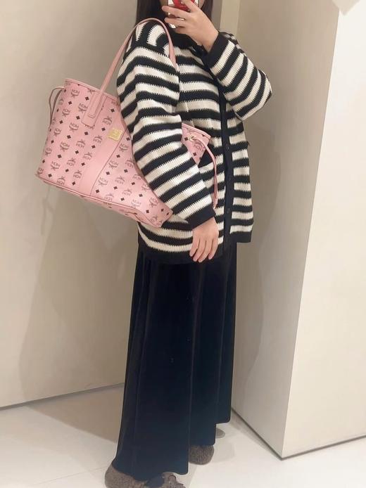MCM Liz Visetos新配色 中号#粉色/米白色/黑色双面购物袋（XM） 商品图2