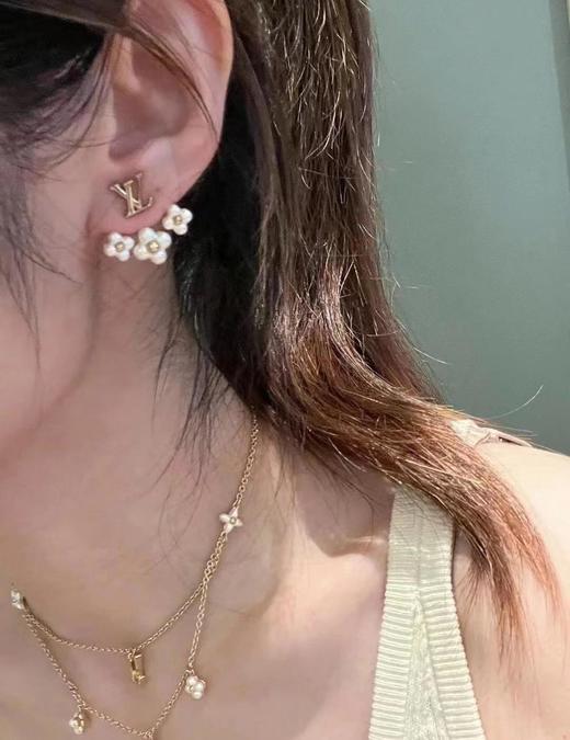 驴家 三小花珍珠耳钉（XTY） 商品图1