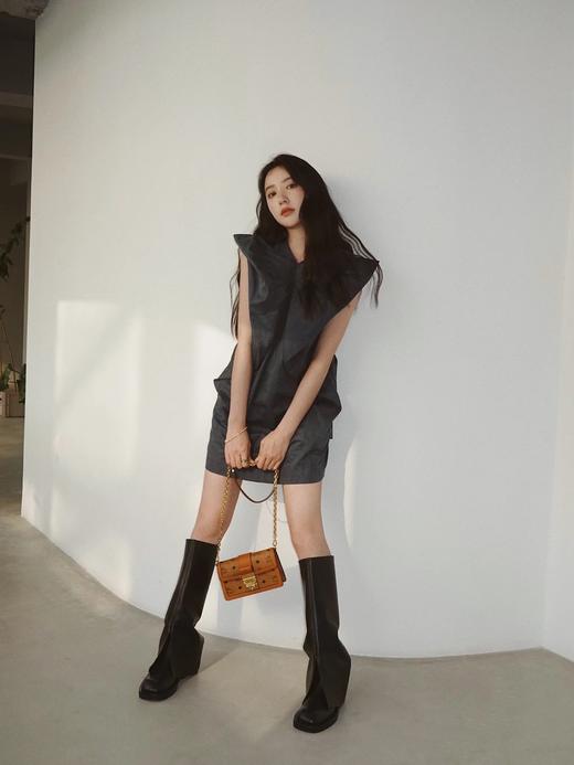 MCM Tracy迷你链条邮差包 斜挎包 （XM） 商品图11