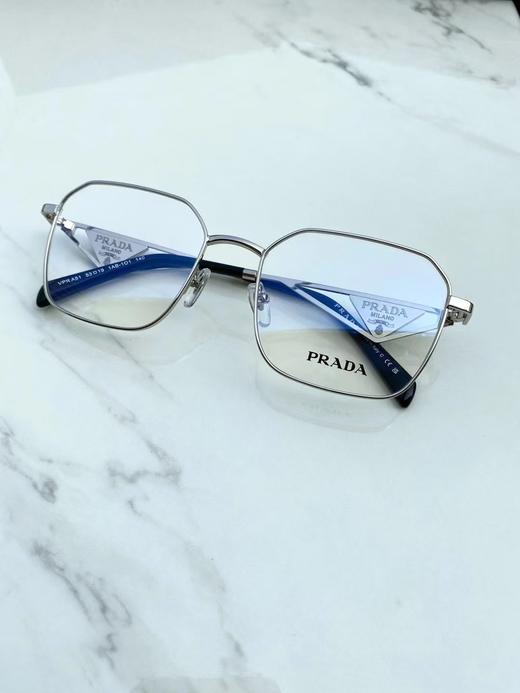 普拉达 侧三角标素颜镜（JH） 商品图2