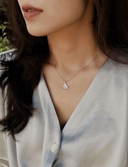 宝格丽 diva's dream 玫瑰金白贝母/红色小号扇子项链（XTY） 商品图6