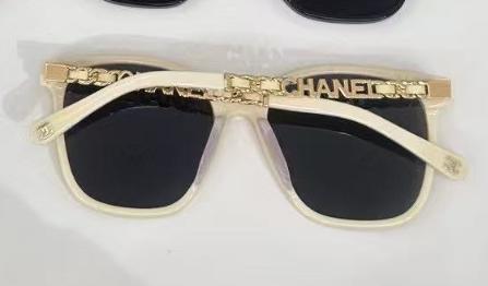 香奈儿 新款墨镜 字母镂空链条包皮镜腿  CH0778（JH） 商品图9