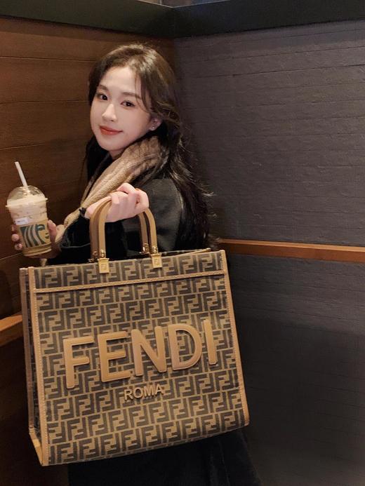 FENDI芬迪 Sunshine系列 压印老花Logo通勤大容量牛皮 阳光包托特包 购物袋 手提包 （LZ) 商品图7
