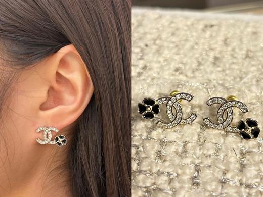 香奈儿 25春夏新款 小黑花双c耳钉 （XTY） 商品图8