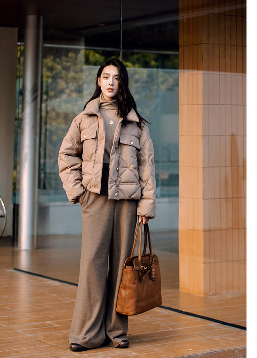 缪缪 新款爆款中古托特包来袭 Aventure Nappa皮革手袋&大号(LZ) 商品图3