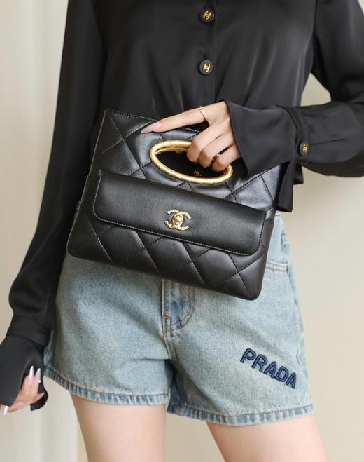 香奈儿 秋冬系列 24B 链条手拿包  （ZB*MDL） 商品图2