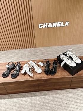 香奈儿秀款双C爱心扣金属链条凉鞋（DBG）