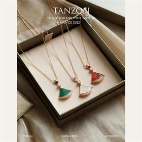 宝格丽 扇子项链，925银镀18K金材质，厚金电镀！质感和保色都是一流的！（XTY）